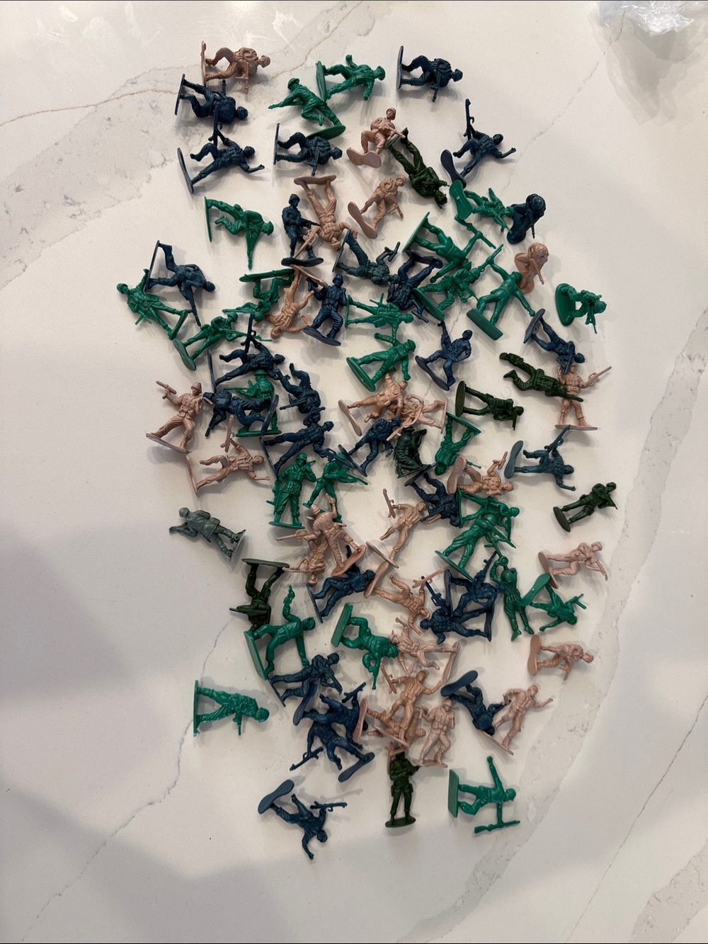 Bulk Small Plastic Army Men - Green, Navy, Tan